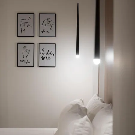 Rumi Luxury Casa de hóspedes 3*
